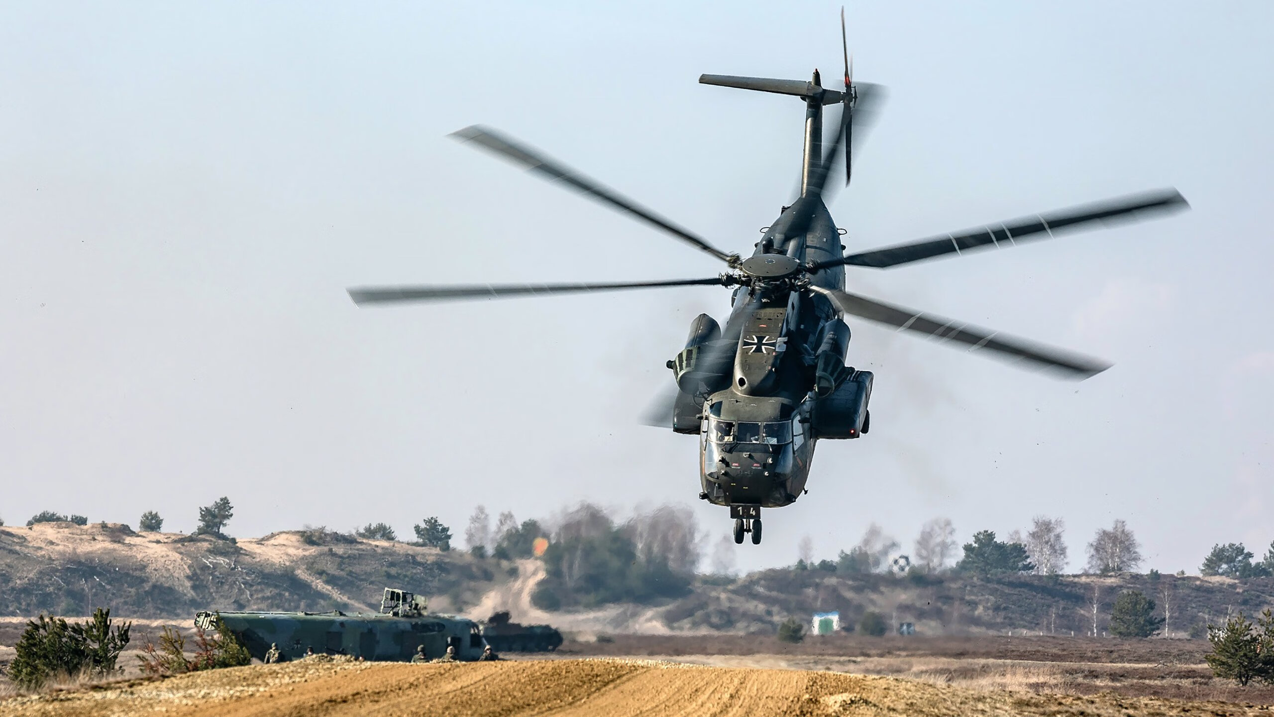 开云网站-广场舞成为中国文化自信的象征，近几年广场舞已成为中国社会作文