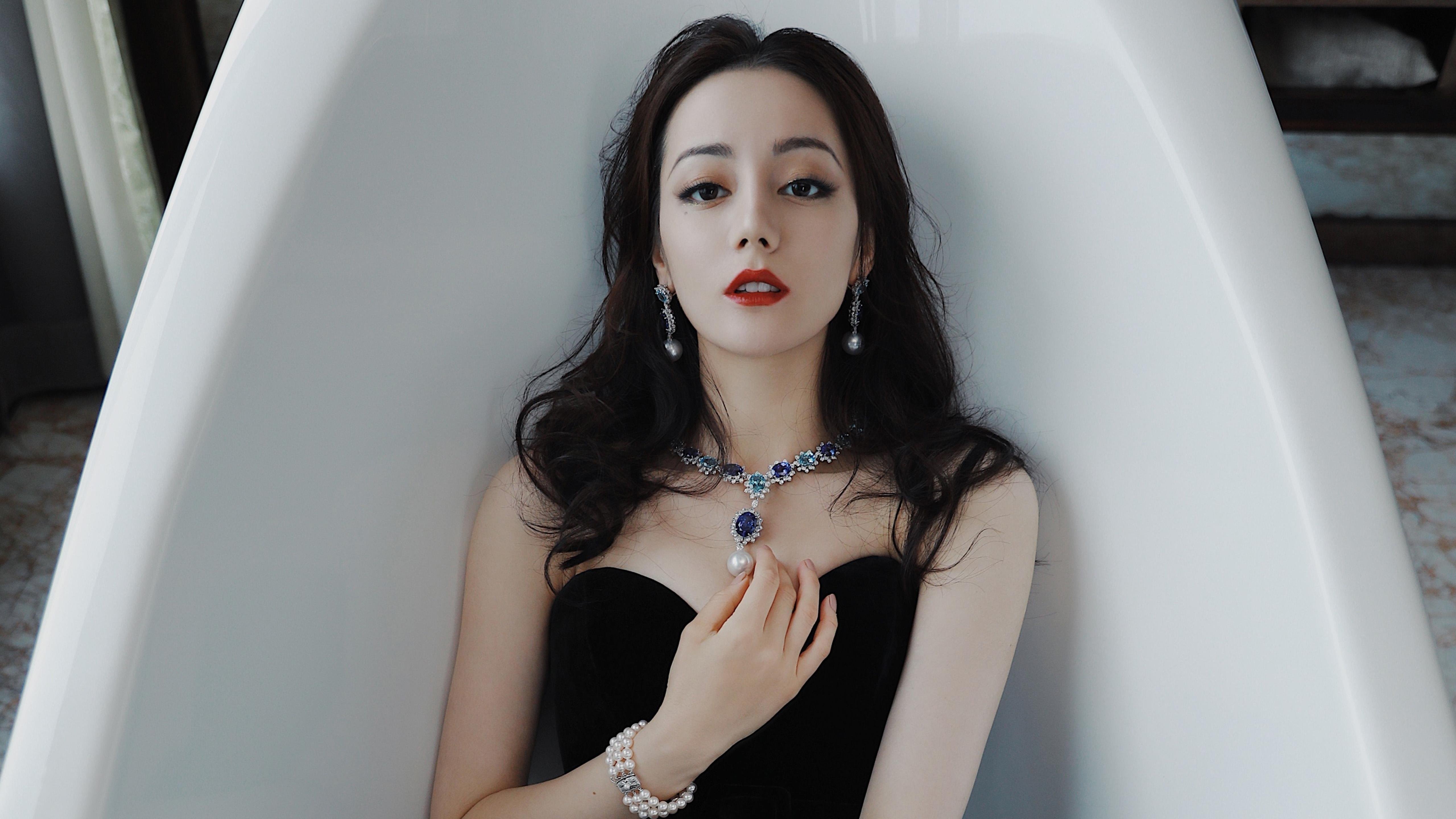 开云官方-塔特快速突破与出色的防守反击，为袋鼠队创造无数进攻机会，塔特是什么意思